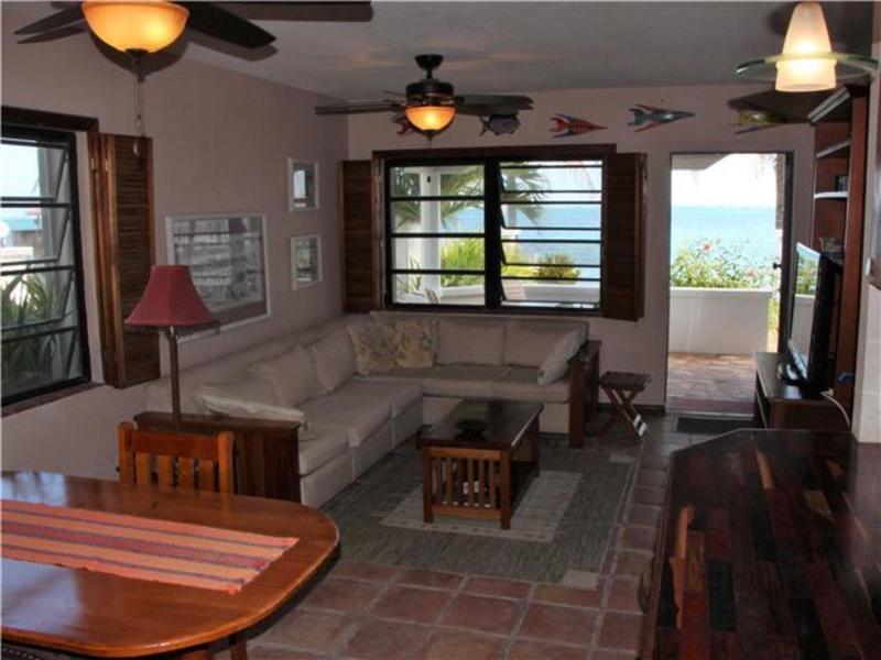Isla Bonita Yacht Club Hotel San Pedro  Exterior photo